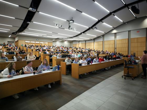 Image of a full UK classroom